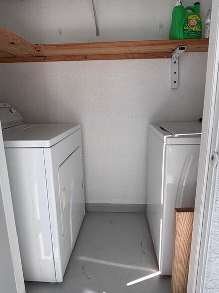 Building Photo - 13625 Eagle Ridge Dr