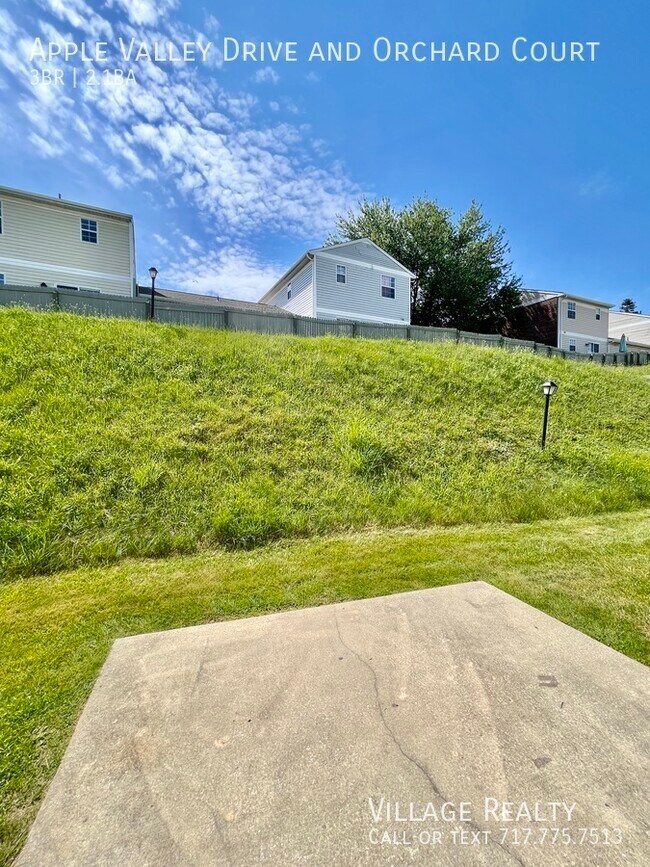 Building Photo - 710 Apple Valley Dr