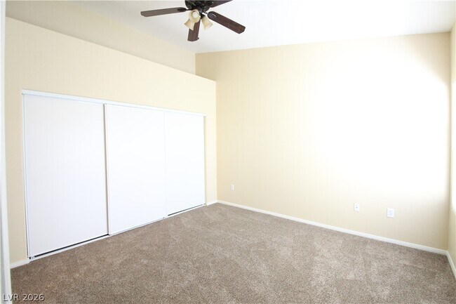 Building Photo - 6156 Pine Villa Ave