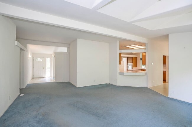 Building Photo - 3-Bedroom Gig Harbor Retreat with Private ...
