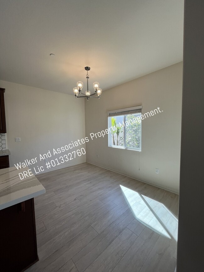 Building Photo - 1511 Irving Ln