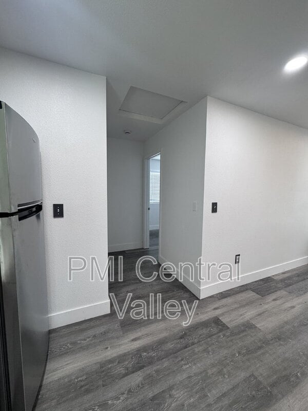 Building Photo - 5034 John Wayne Dr