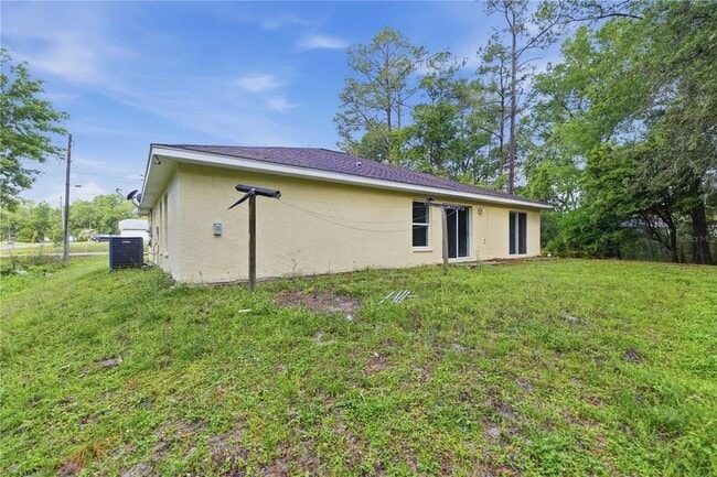 Building Photo - 91 Fir Dr