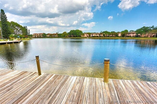 Building Photo - 3559 Cocoplum Cir