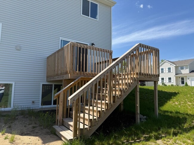 Building Photo - Spacious & Partially Furnished 5-Bedroom Colonial in Allendale's Maple Pond Community