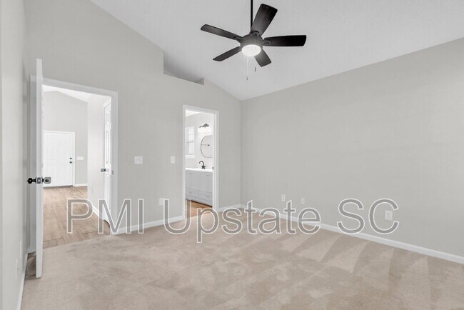 Building Photo - 244 Oak Valley Dr