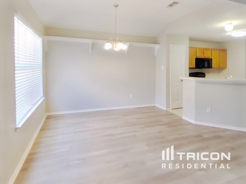 Building Photo - 7319 Woodhome Dr