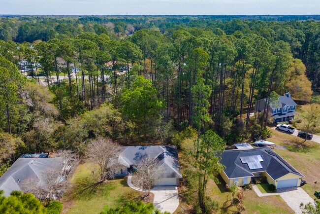 Building Photo - 4040 Red Pine Ln