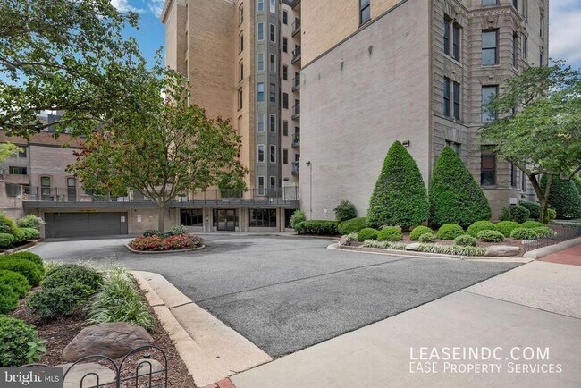 Building Photo - 1325 13th St NW