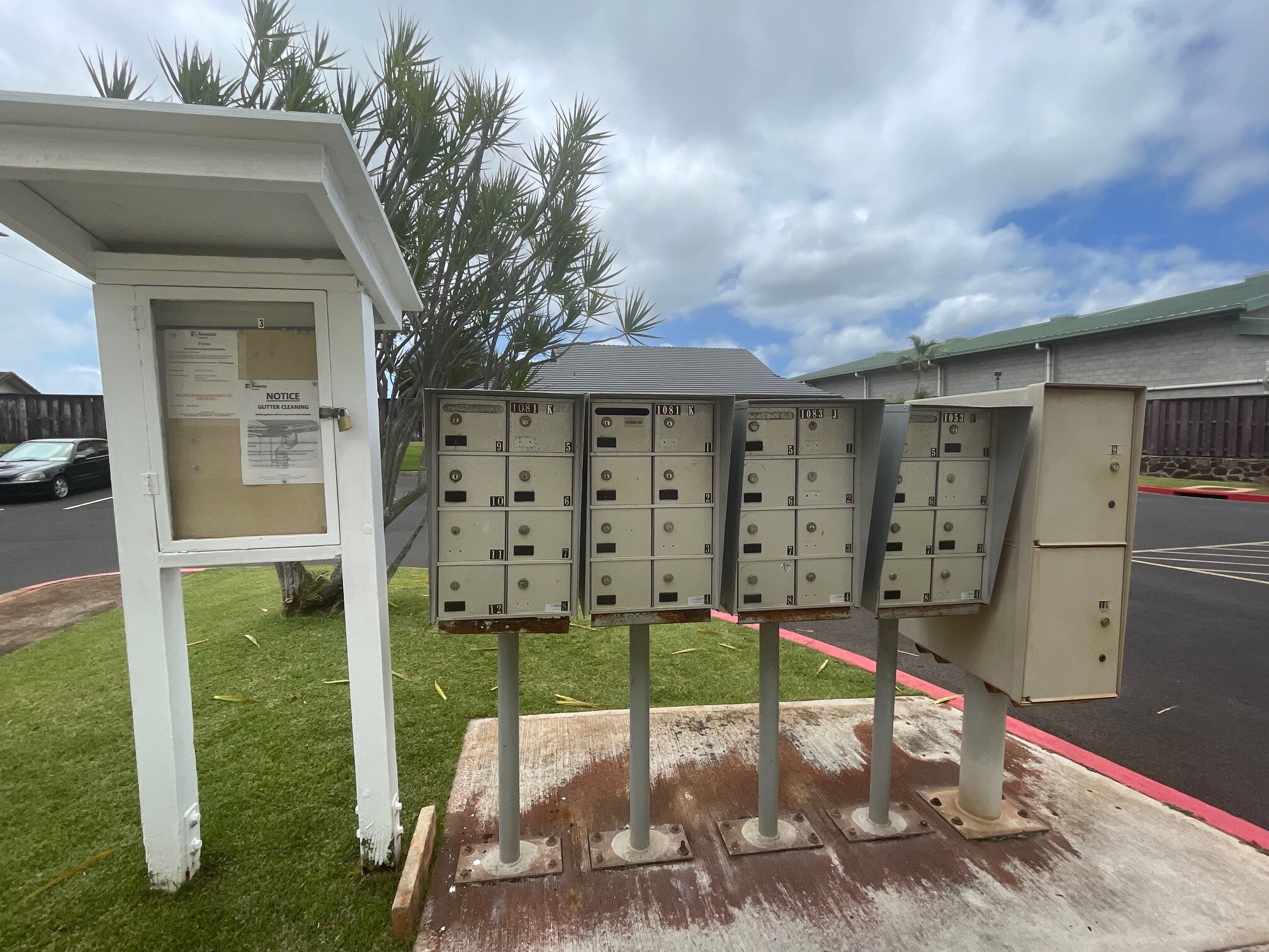 Building Photo - 94-1081 Kepakepa St