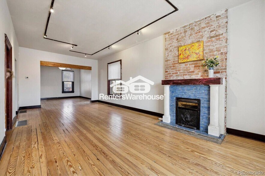 Building Photo - 308 Inca St