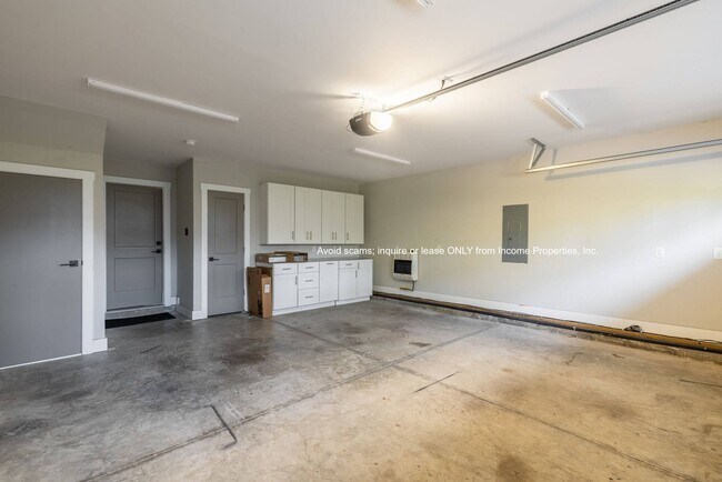 Building Photo - 226 22nd St