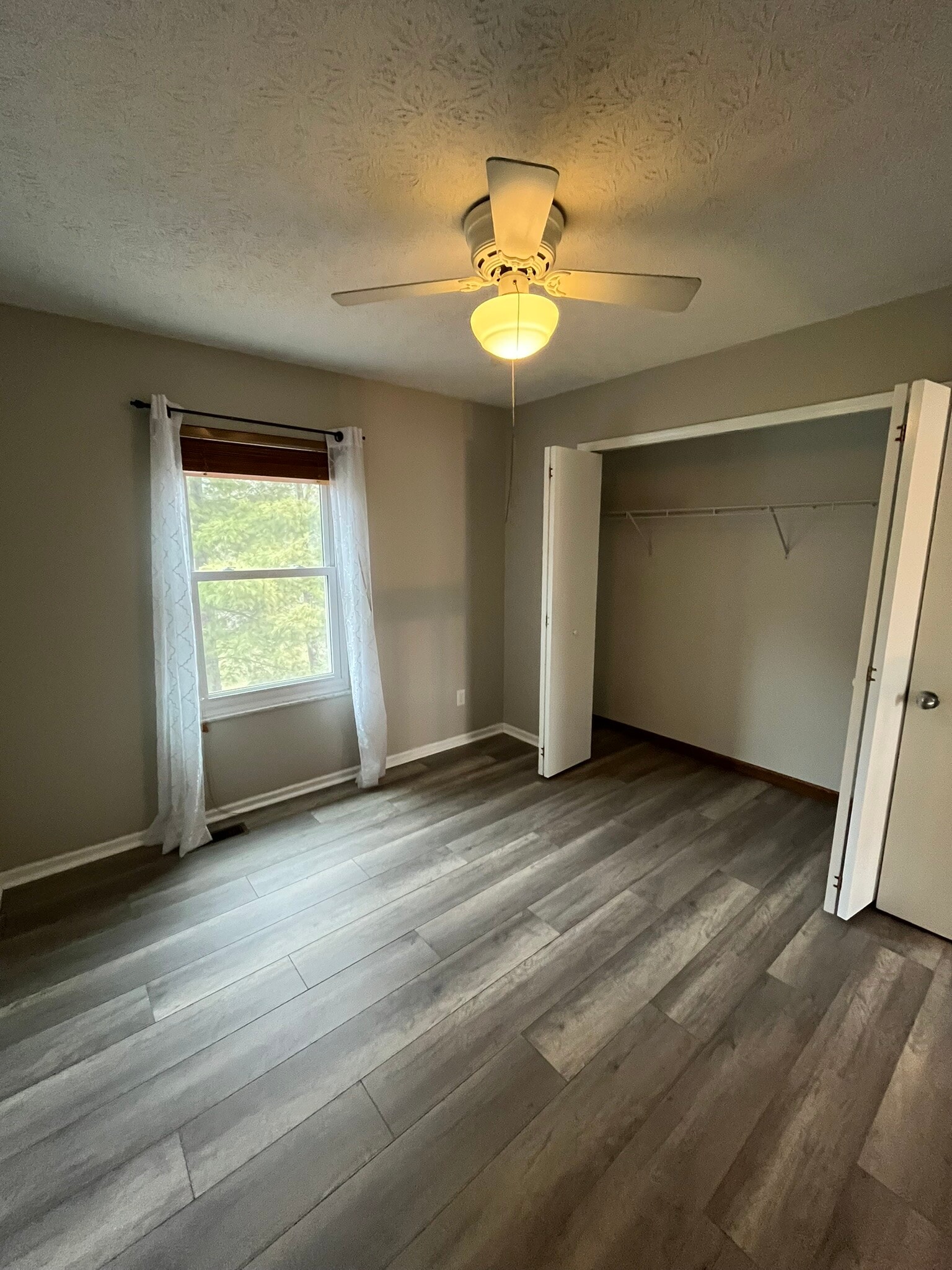 Building Photo - 208 Caswell Dr