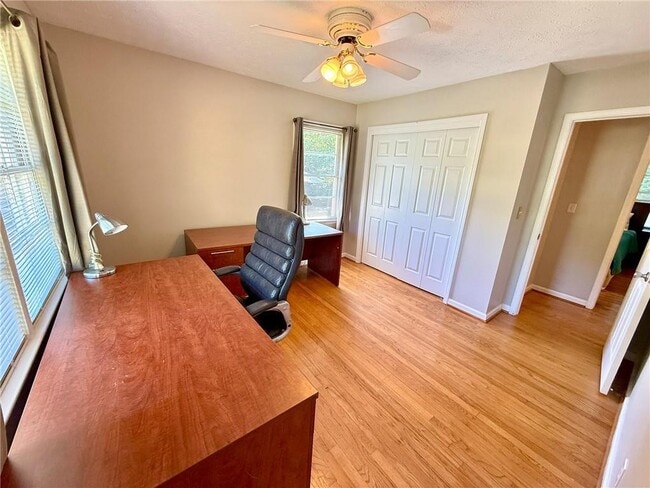 Building Photo - 6725 Ridge Moore Dr NW