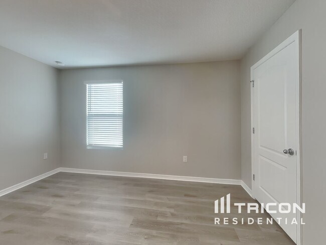 Building Photo - 2206 Rockmart Loop