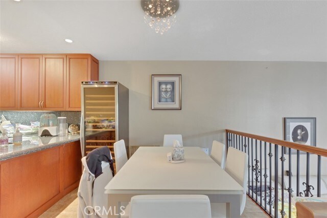 Building Photo - 7235 Marina Pacifica Dr S