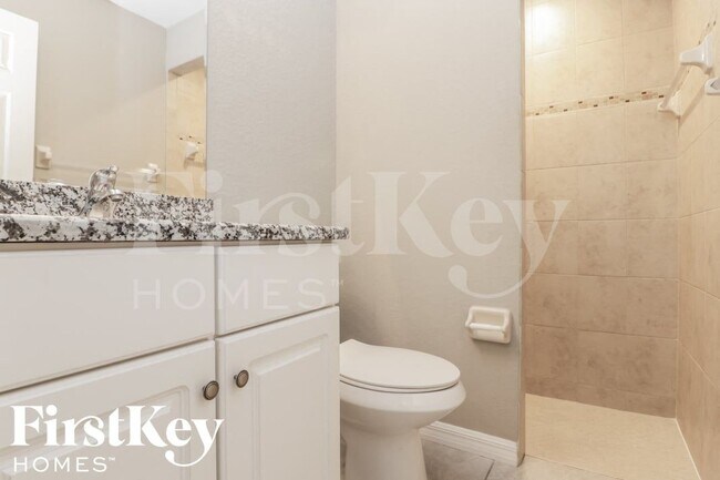 Building Photo - 10379 Grail Ave