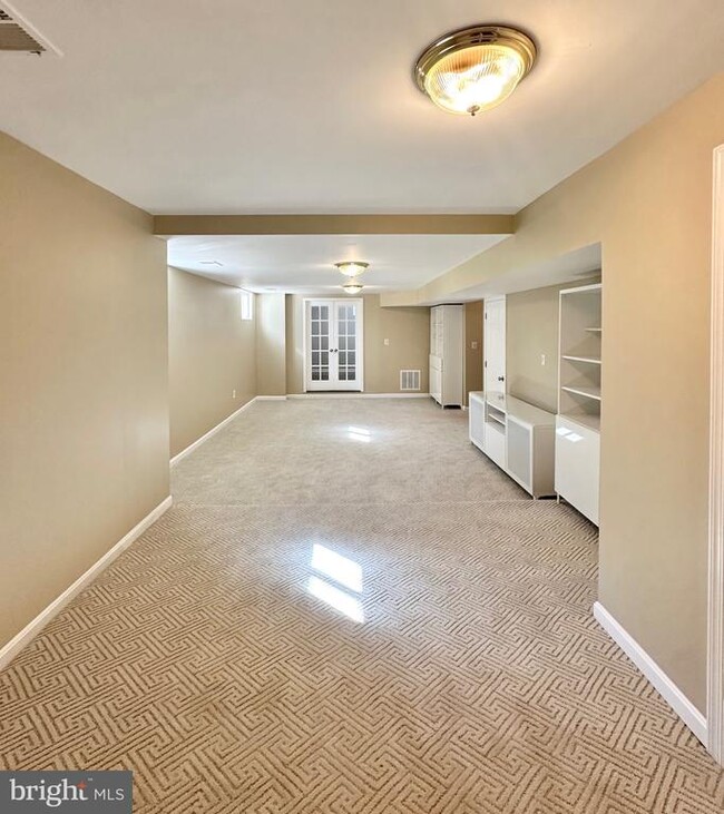 Building Photo - 12102 Snow Shoe Ct