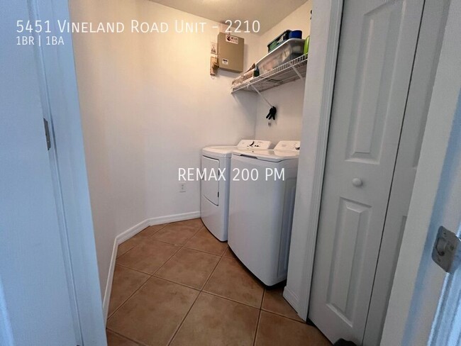 Building Photo - Beautiful One Bedroom Condo