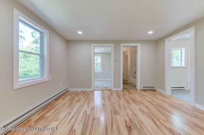 Building Photo - 3956 US-9W