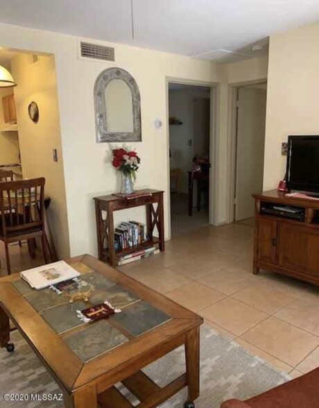Living Room - 393 S Paseo Madera