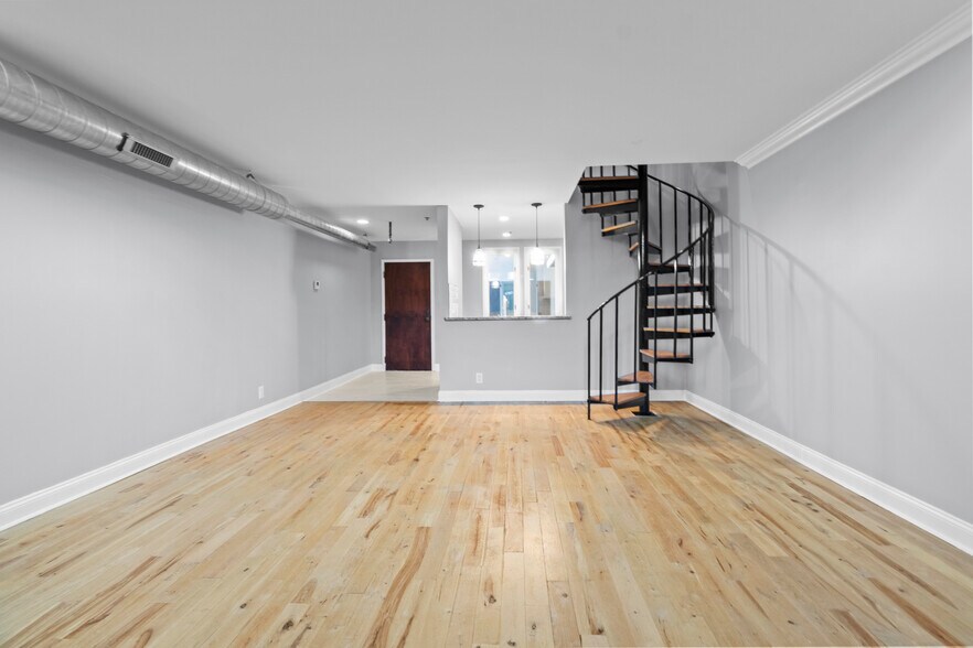 Building Photo - 627 N 18th St