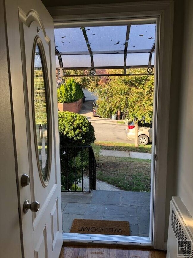 Building Photo - 219 STREET