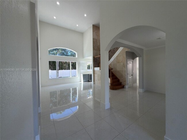 Building Photo - 364 SW 188th Ave