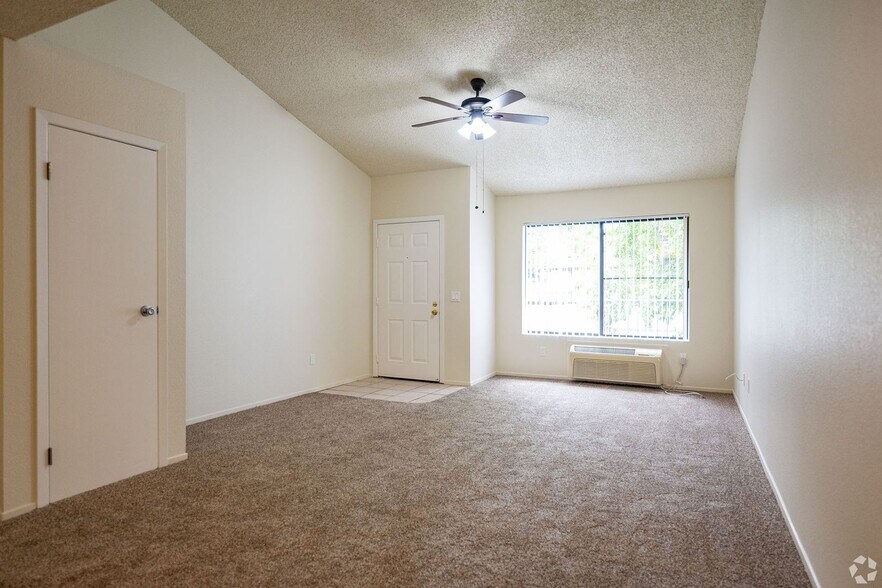 Interior Photo - Creekside Village Apartments