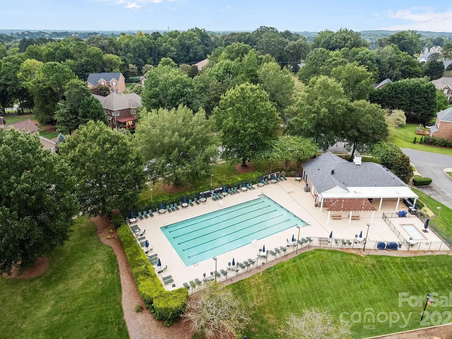 Building Photo - 14544 Maclauren Ln