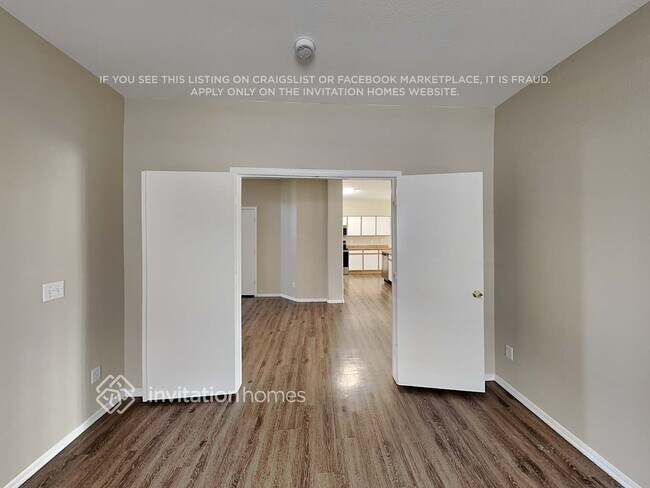 Building Photo - 13133 W Ventura St