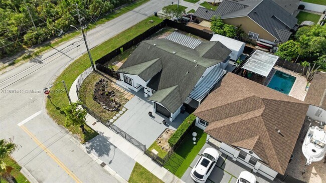 Building Photo - 13400 SW 182nd St
