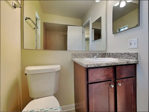 Building Photo - 609 Lakespur Ln