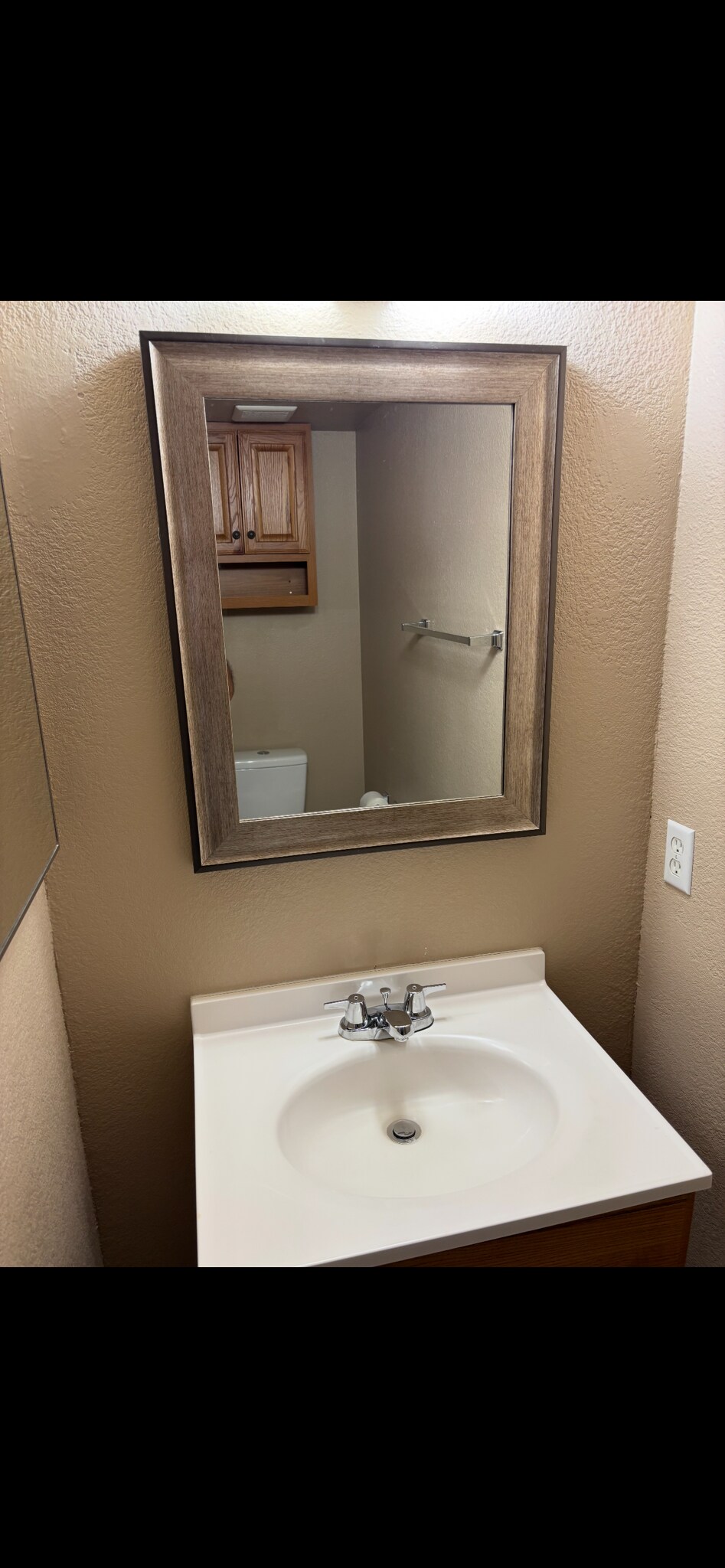 Building Photo - 28631 Calle del Lago