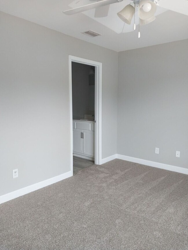 Building Photo - 255 Callaway Chase Ln