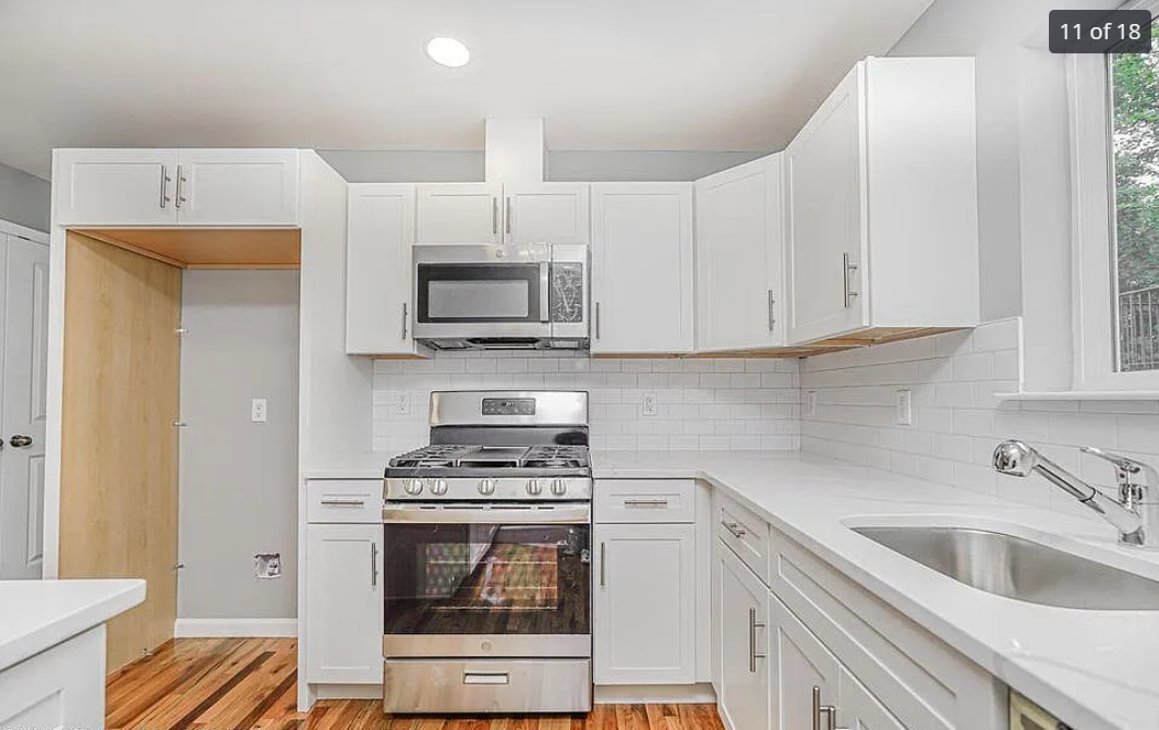 Building Photo - 17 Cunard Ave