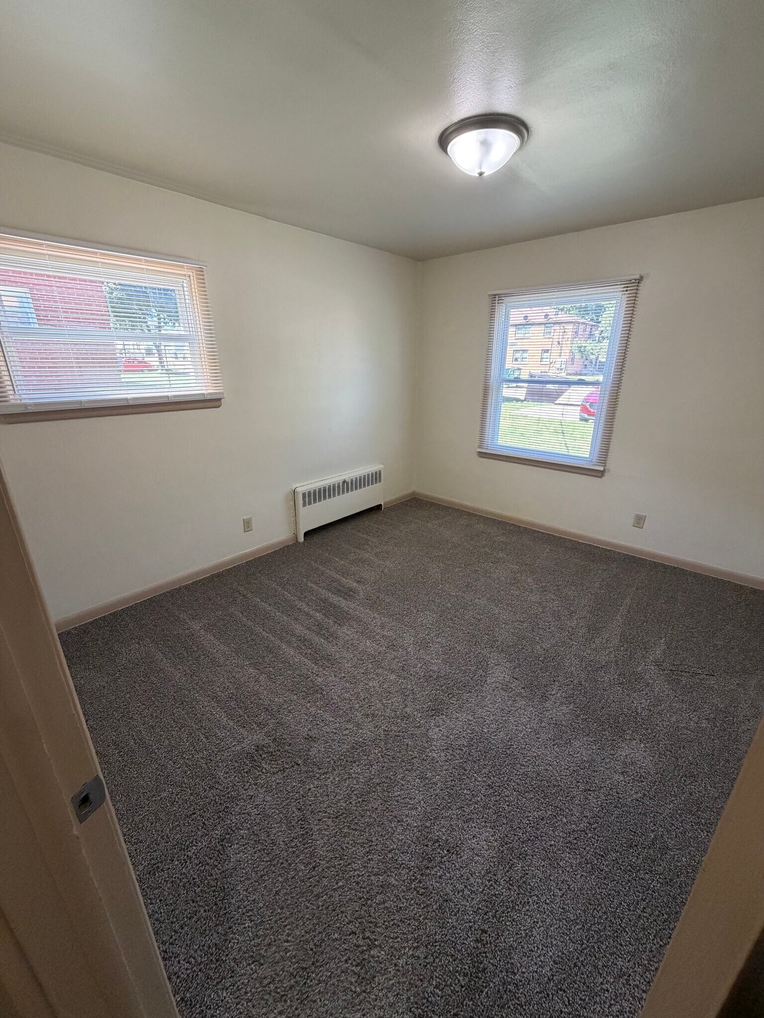 Building Photo - 3157 S 47th St