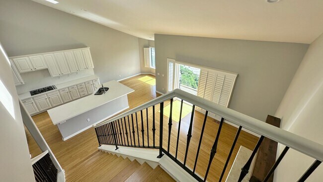Building Photo - Spacious 4-Story Townhouse with Panoramic ...