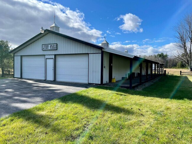 Building Photo - N3185 Seward Heights Rd