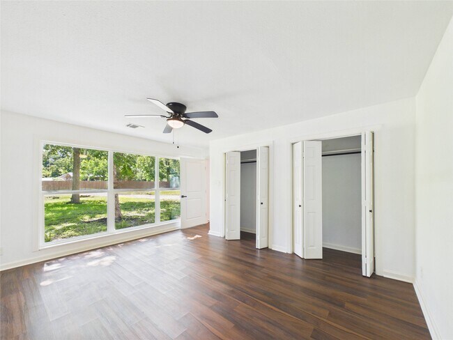 Building Photo - 11515 Iberia Dr