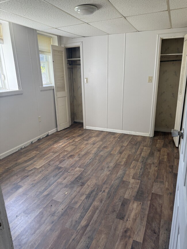 Building Photo - 11 Sherwin St