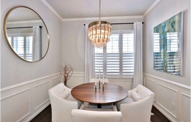 Building Photo - 4379 Strand Dr