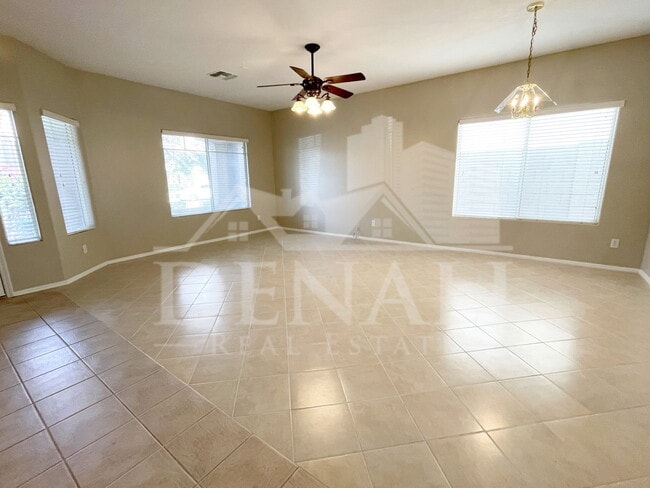 Building Photo - 8355 W Mary Ann Dr