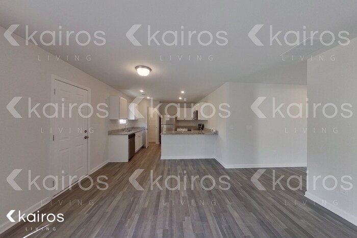 Building Photo - 306 Foxtrot Trl