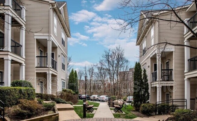 Building Photo - 11399 Aristotle Dr