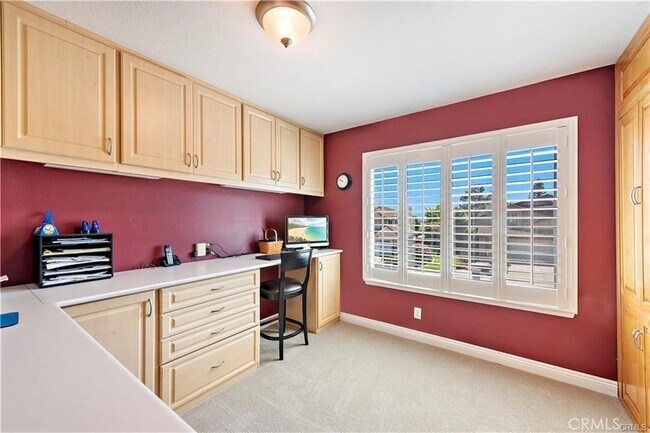 Building Photo - 28371 La Falda