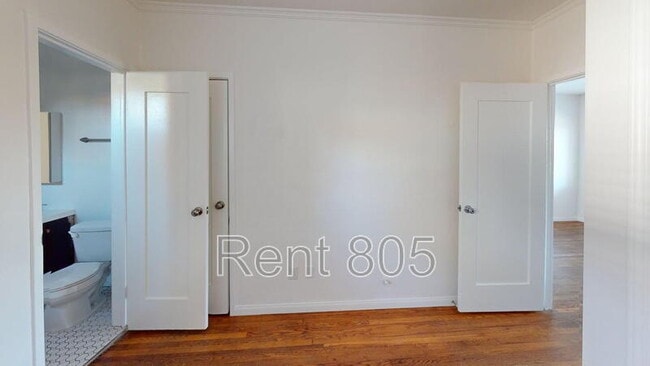 Building Photo - 45 Barry Dr