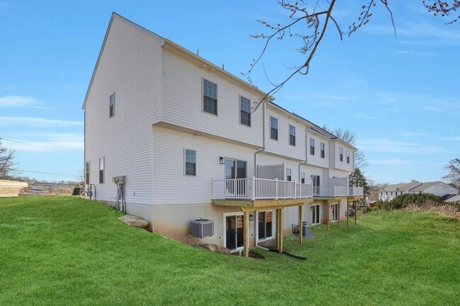 Building Photo - 981 Old Elizabethtown Rd