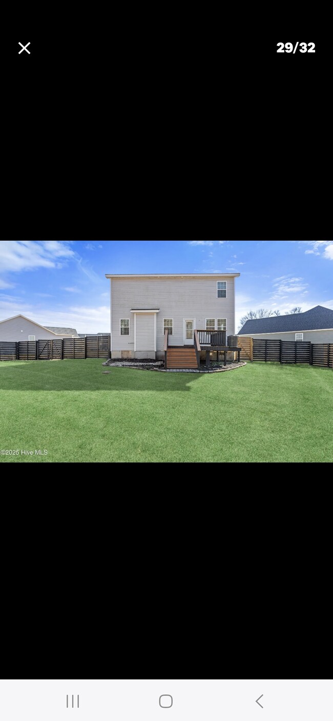 Building Photo - 606 Sonata Ct