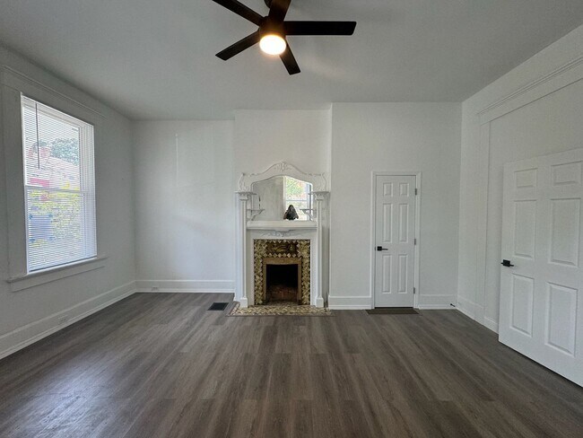 Building Photo - 7 Bed/3 Bath Mins. from UC Campus $750/pp ...